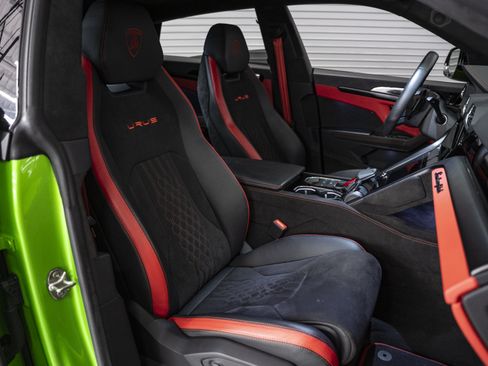 Used 2024 Lamborghini Urus S AWD/4WD image 26