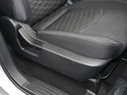 Used 2022 Nissan Pathfinder SV w/ SV Premium Package image 49