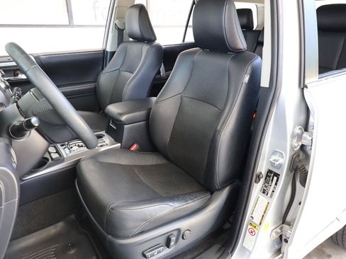 Used 2018 Toyota 4Runner Limited AWD/4WD image 13