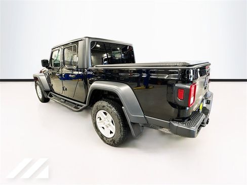 Used 2023 Jeep Gladiator Sport image 6