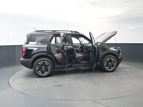 Used 2025 Ford Bronco Sport Outer Banks w/ Outer Banks Tech Package+ image 10