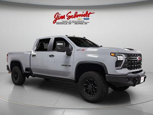 Used 2025 Chevrolet Silverado 2500 ZR2 w/ ZR2 Bison Edition AWD/4WD image 1