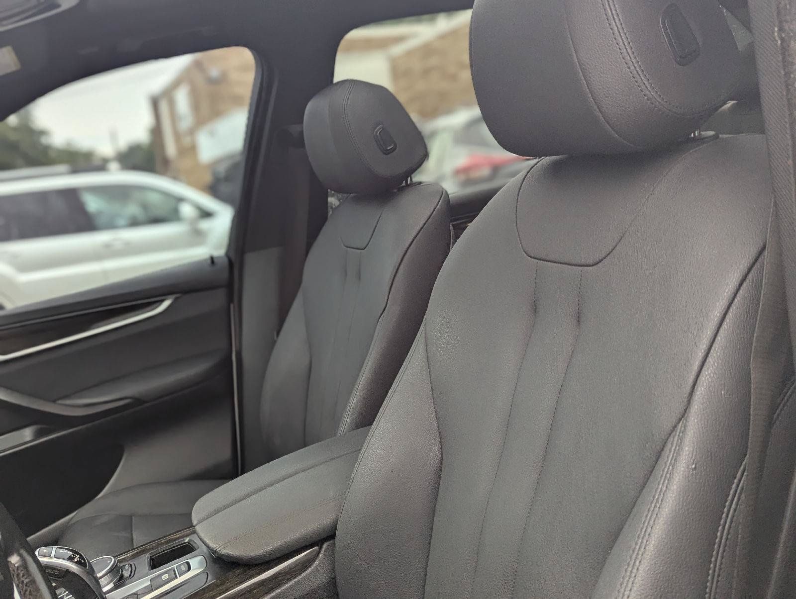 Used 2018 BMW X5 xDrive35i w/ Premium Package AWD/4WD image 26