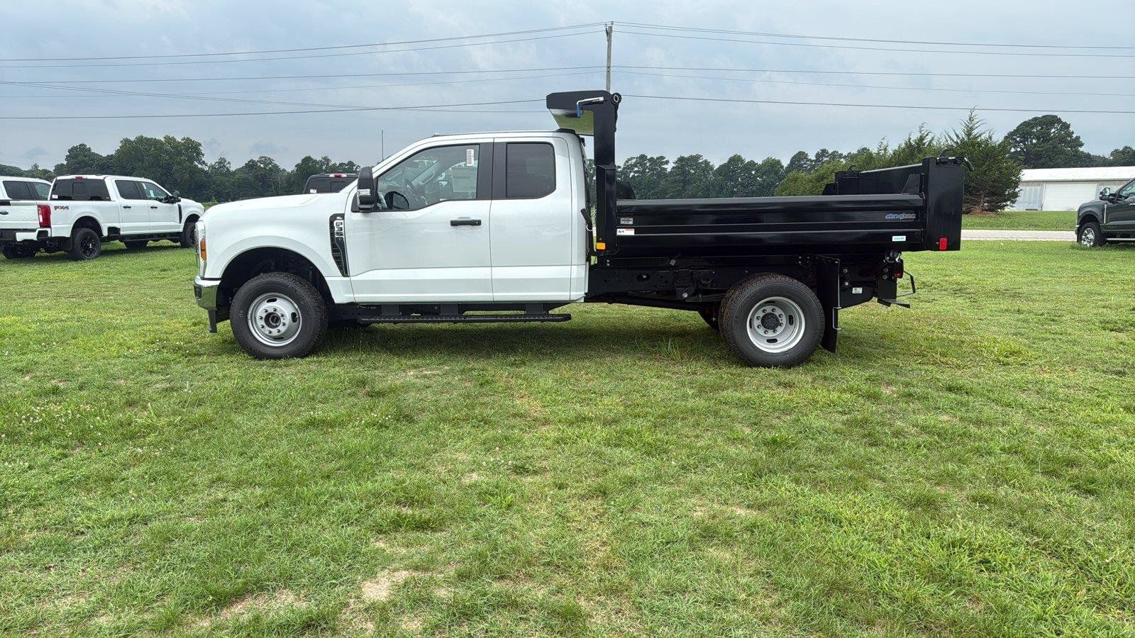 New 2026 Ford F350 XL w/ XL Chrome Package AWD/4WD image 2