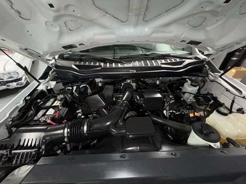 Used 2022 Ford F250 XL w/ Power Equipment Group AWD/4WD image 18