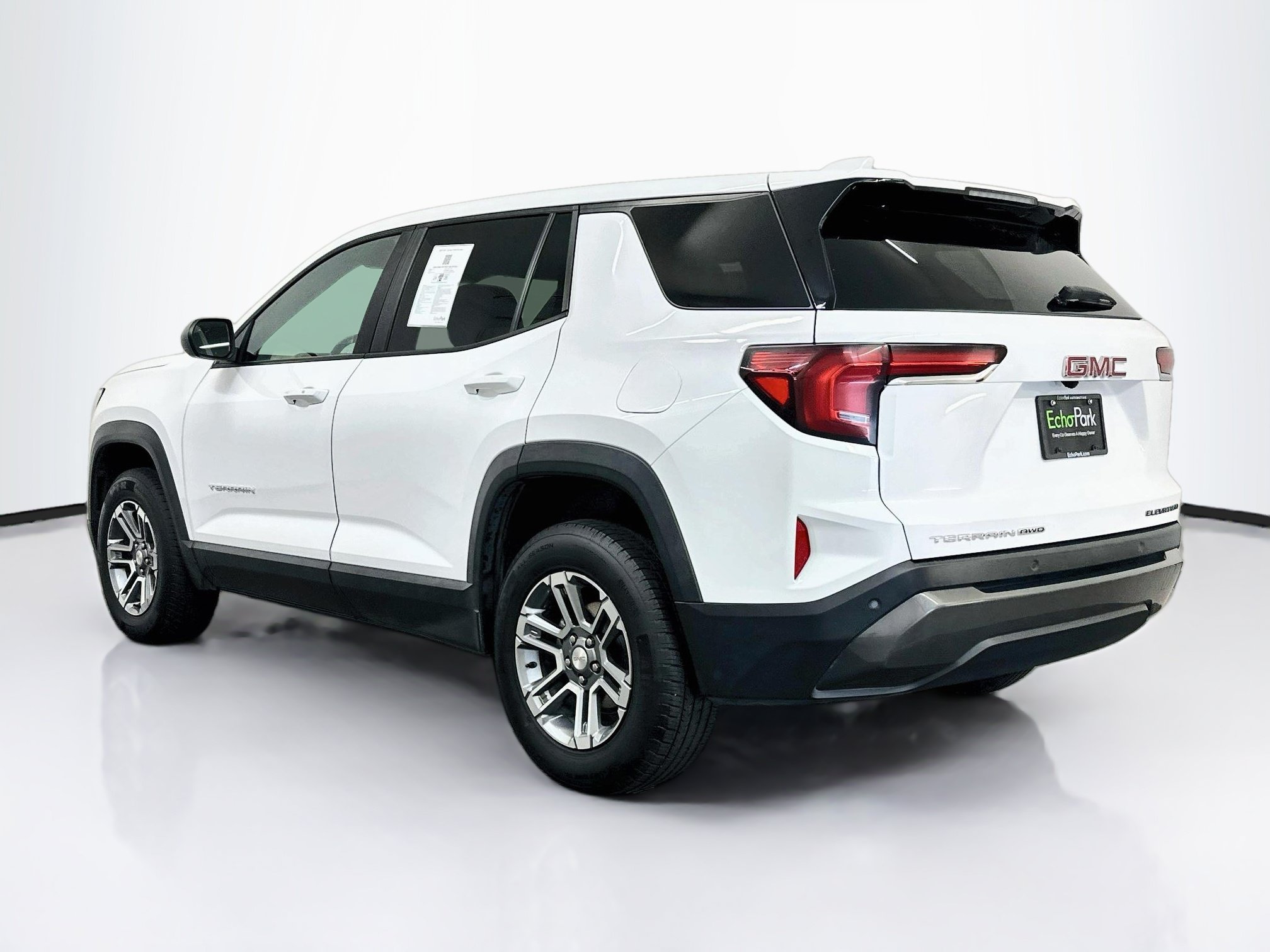 Used 2025 GMC Terrain Elevation AWD/4WD image 5