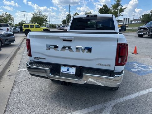New 2025 RAM 3500 Laramie image 27