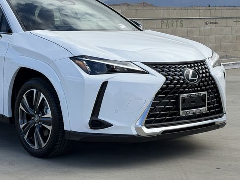 New 2026 Lexus UX 300h FWD image 3