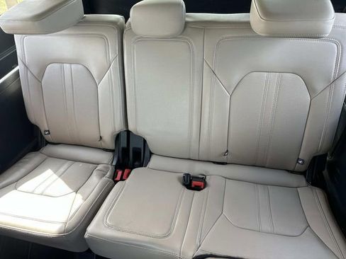 Certified 2024 Ford Expedition Max Limited image 19