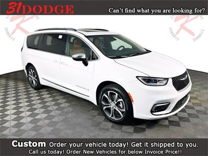 New 2026 Chrysler Pacifica Pinnacle
