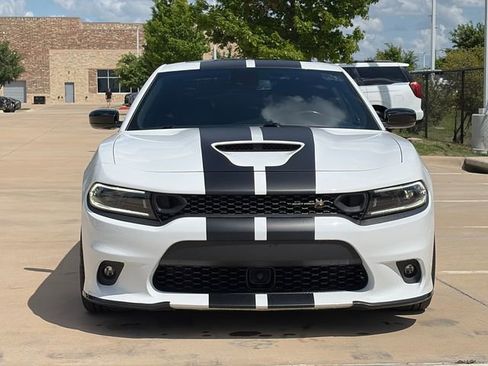 Used 2023 Dodge Charger Scat Pack w/ Plus Group image 2