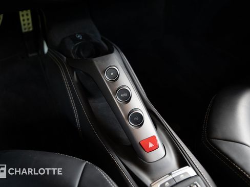 Used 2019 Ferrari 488 GTB RWD image 27