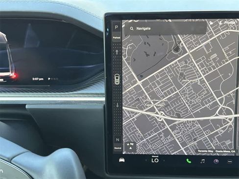 Used 2022 Tesla Model X Plaid image 16