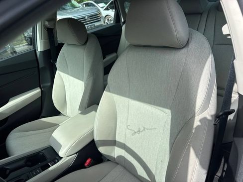 Used 2025 Honda Accord SE image 10