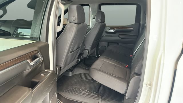 Used 2024 Chevrolet Silverado 1500 LT AWD/4WD image 15