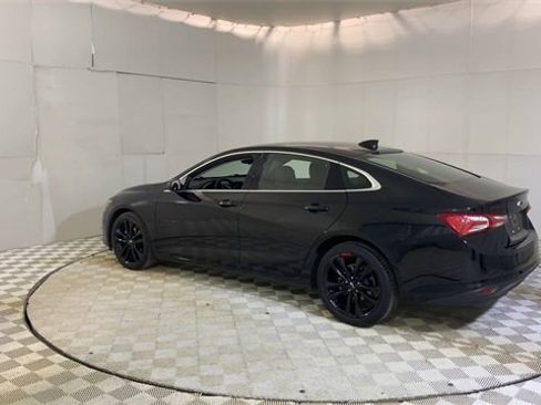 Used 2023 Chevrolet Malibu LT w/ Redline Edition image 6