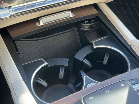 Certified 2022 Mercedes-Benz GLS 450 4MATIC image 14