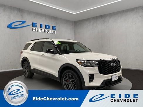 Used 2025 Ford Explorer ST-Line w/ Premium Package AWD/4WD image 1