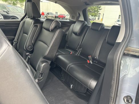 Used 2024 Honda Odyssey Elite image 17