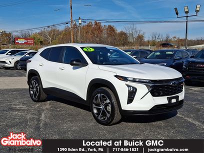 Certified 2025 Chevrolet Trax RS w/ Sunroof Package