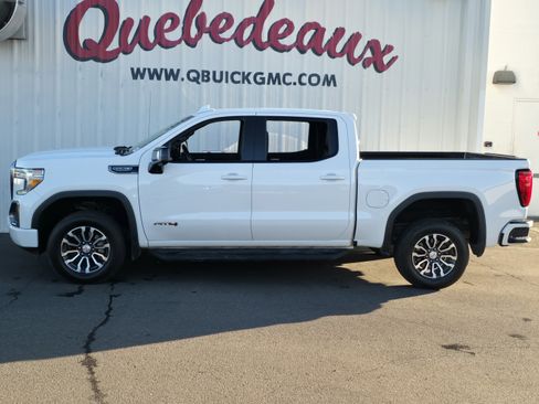 Used 2021 GMC Sierra 1500 AT4 w/ AT4 Premium Package image 4