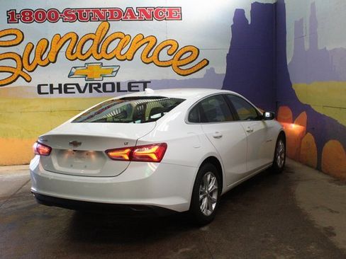Used 2022 Chevrolet Malibu LT image 8