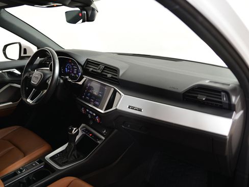 Used 2021 Audi Q3 2.0T Premium w/ Convenience Package image 20