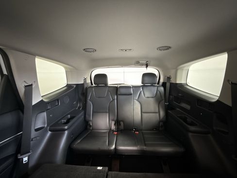 Used 2024 Kia Telluride LX image 25