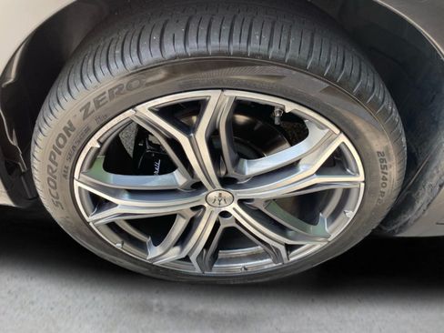 Used 2020 Maserati Levante AWD/4WD image 20