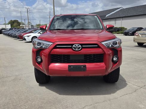 Certified 2022 Toyota 4Runner SR5 Premium AWD/4WD image 2