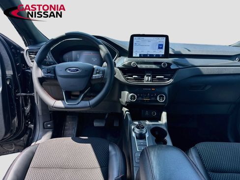 Used 2025 Ford Escape ST-Line FWD image 27