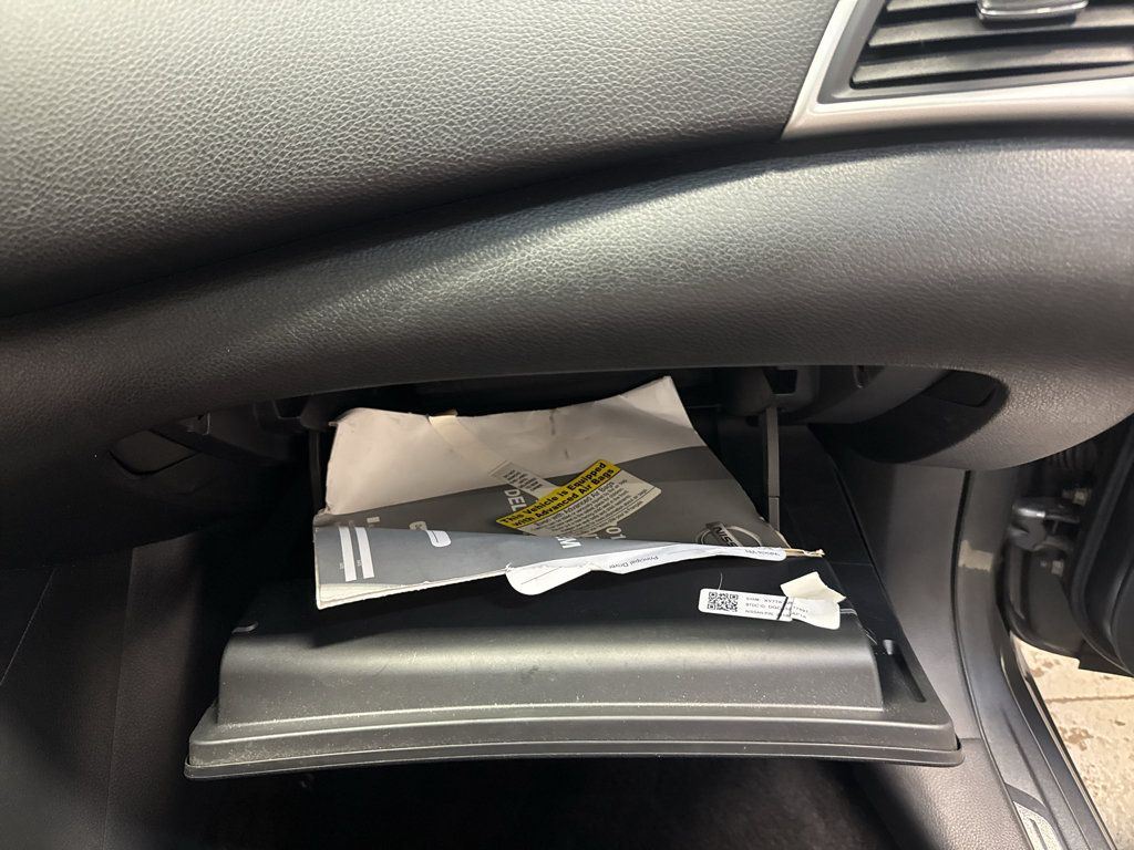 Used 2016 Nissan Sentra SR FWD image 23