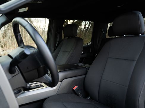 Used 2020 Ford F150 XLT w/ Equipment Group 302A Luxury image 17