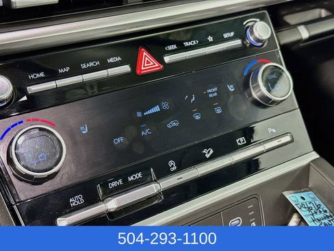 Used 2026 Hyundai Santa Fe SEL FWD image 17