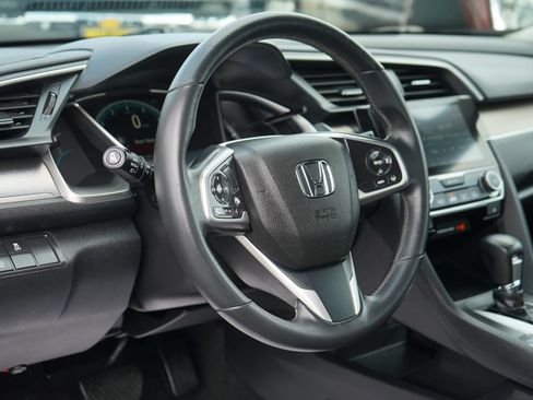 Used 2017 Honda Civic Touring image 10