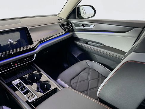 New 2026 Volkswagen Atlas Peak Edition AWD/4WD image 24