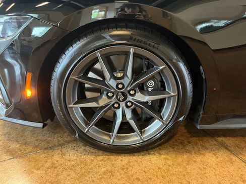 Used 2025 Ford Mustang Dark Horse w/ Security Package RWD image 32