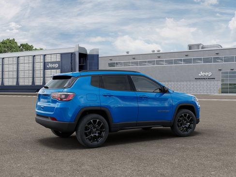 New 2026 Jeep Compass Latitude image 23