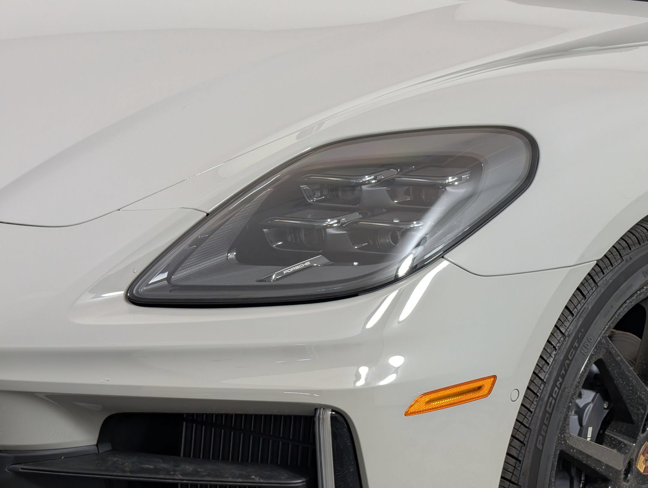 Certified 2025 Porsche Panamera 4 AWD/4WD image 14