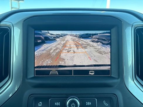 Used 2024 Chevrolet Silverado 2500 Custom w/ Custom Value Package image 33