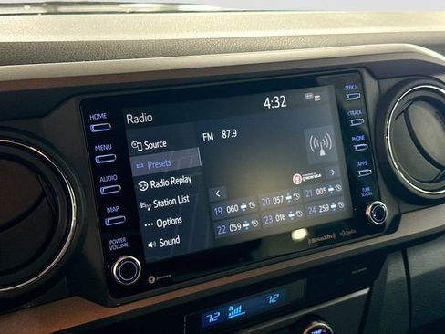 Used 2023 Toyota Tacoma TRD Sport w/ Advanced Technology Package image 16