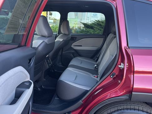 Used 2025 Subaru Forester Premium w/ Protection Package (1PH) AWD/4WD image 18