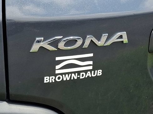 Used 2021 Hyundai Kona SEL Plus AWD/4WD image 5