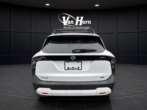 New 2026 Nissan Kicks SR w/ Cold Weather Package image 11