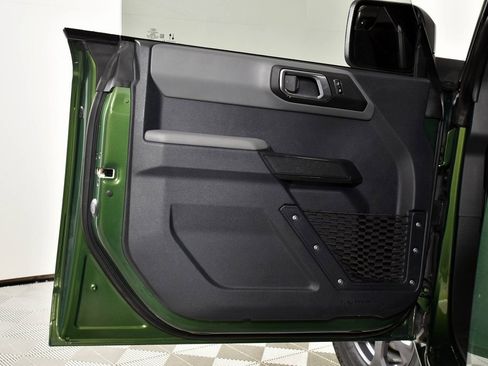 Used 2023 Ford Bronco Big Bend image 15