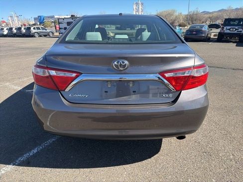 Certified 2017 Toyota Camry XLE image 3