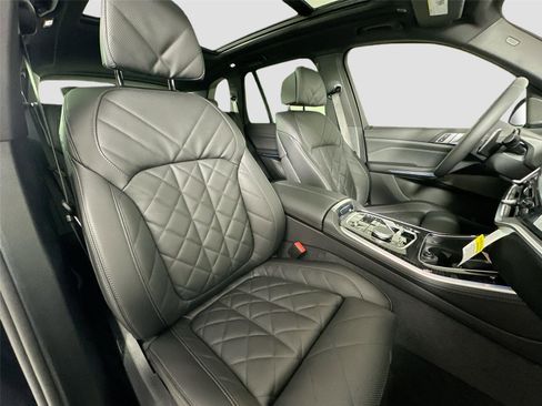New 2026 BMW X5 xDrive50e AWD/4WD image 30