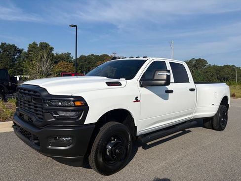 New 2027 RAM 3500 Tradesman AWD/4WD image 60