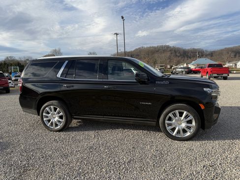 Used 2024 Chevrolet Tahoe High Country w/ Premium Package image 7