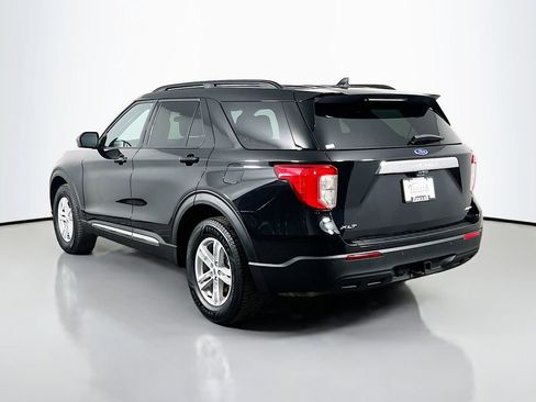 Used 2023 Ford Explorer XLT w/ Class IV Trailer Tow Package image 7